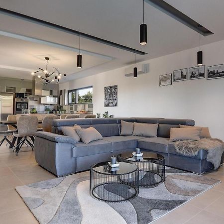 Villa Ula PUY Eksteriør bilde